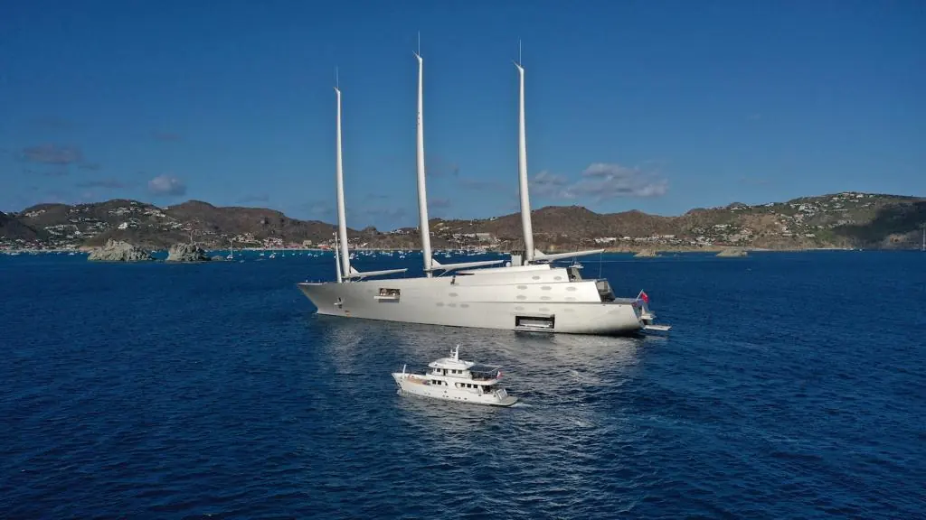Superyacht and motor yacht anchored off the St. Maarten coastline — SXM Refinishing